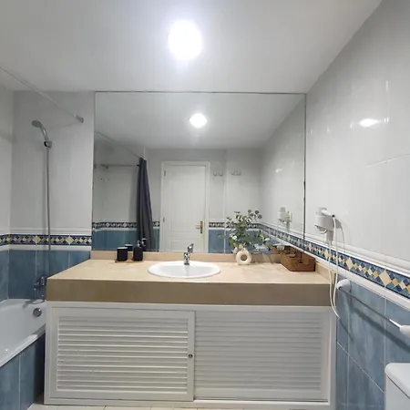 Casa Papagayo Коральео